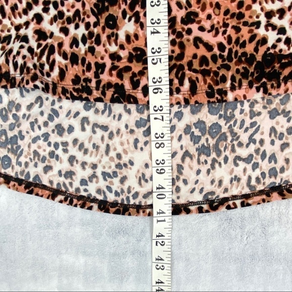 LuLaRoe Tiger Print Dress Womens XS Hi-Low Knee Length - Picture 12 of 12